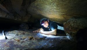 Exploracion cuevas caminata Suesca